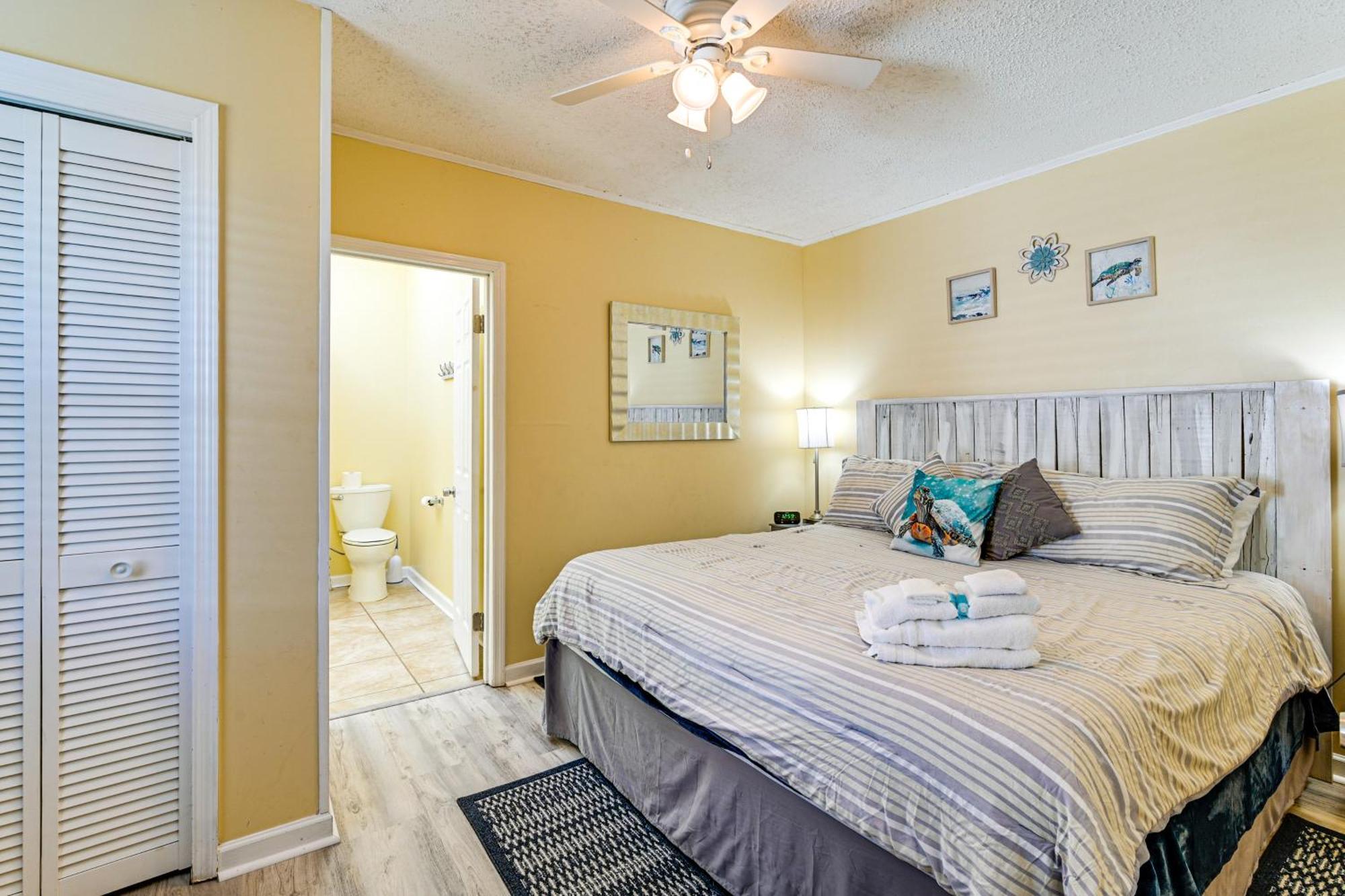 Lovely Myrtle Beach Getaway - Walk To Beach! Bagian luar foto