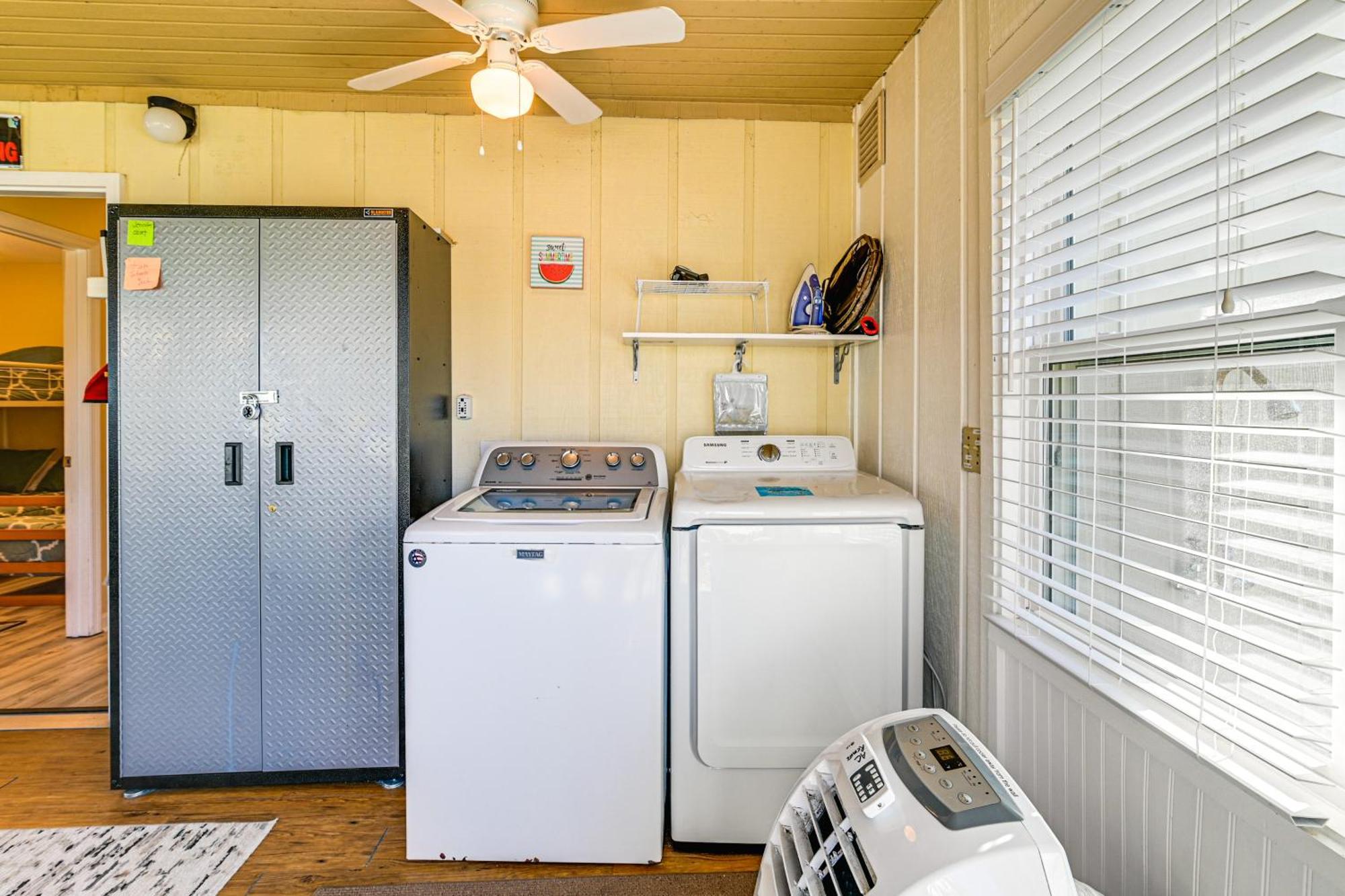 Lovely Myrtle Beach Getaway - Walk To Beach! Bagian luar foto